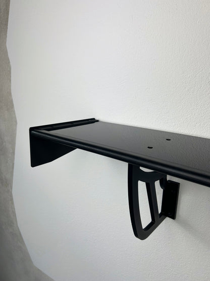 Spoiler-Regal aus Polymer-Carbon-Verbund
